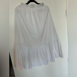 White maxi skirt